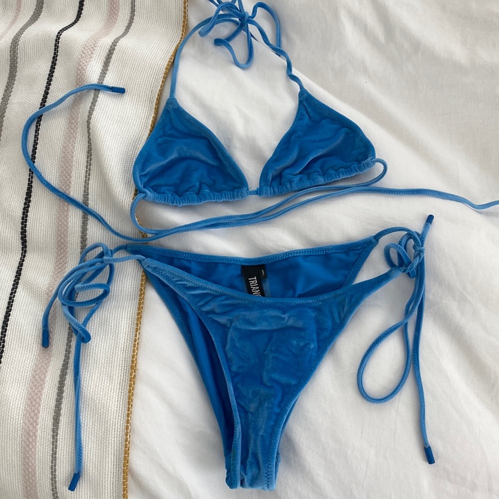 TRIANGL BIKINI BLUE VELVET